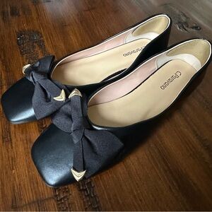C. PARAVANO Black Flats with Bow Accent
